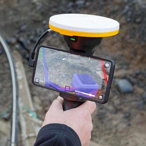 Trimble SiteVision being used during water pipe construction