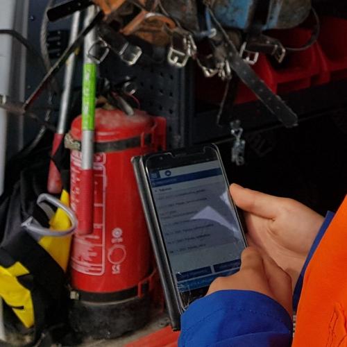 Field crew uses Smart Forms with a mobile phone